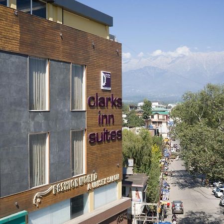 Clarks Inn Suites Кангра Экстерьер фото