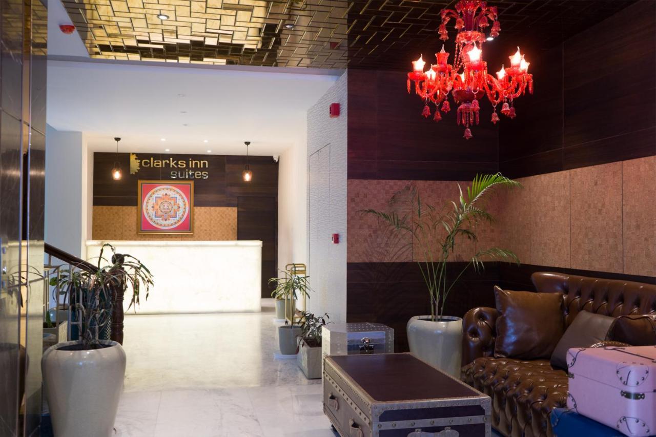 Clarks Inn Suites Кангра Экстерьер фото
