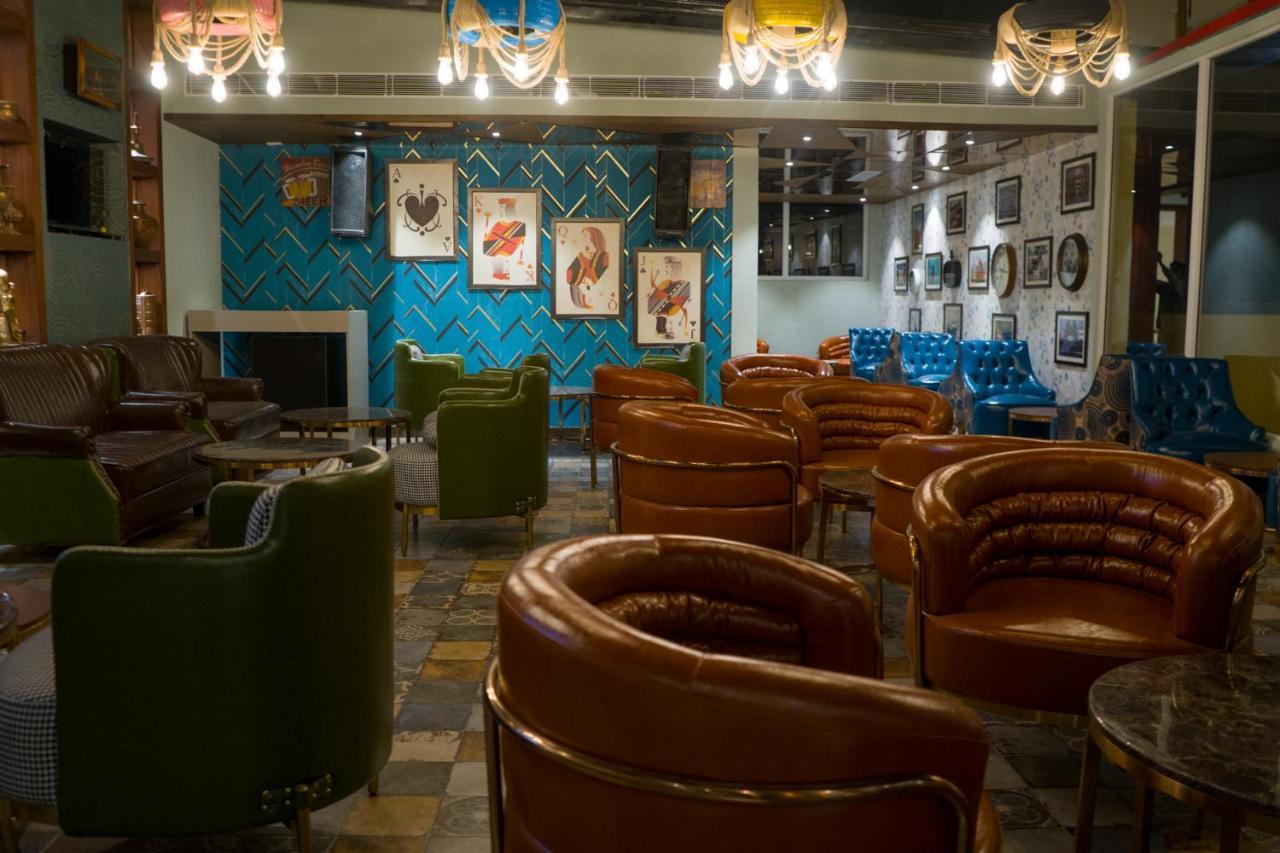 Clarks Inn Suites Кангра Экстерьер фото